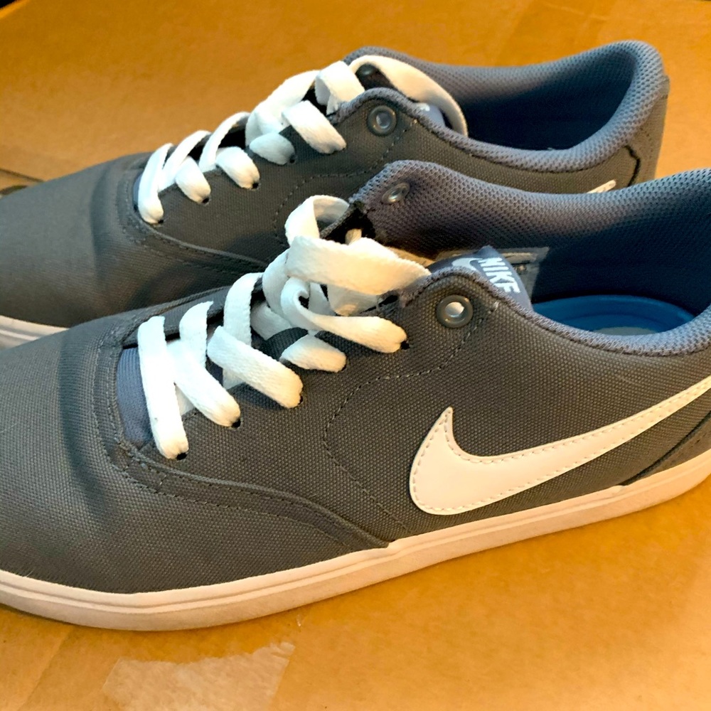 Nike SB, worn twice